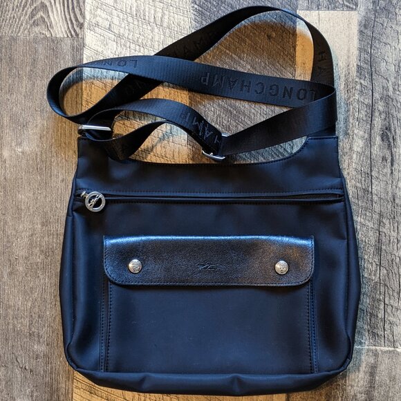 Longchamp Crossbody Bag Black Nylon Embossed Strap Leather Trim - Picture 1 of 9